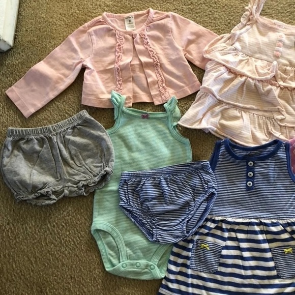 Carter's Baby Girls Dress Bodysuit Short - Picture 2 of 5